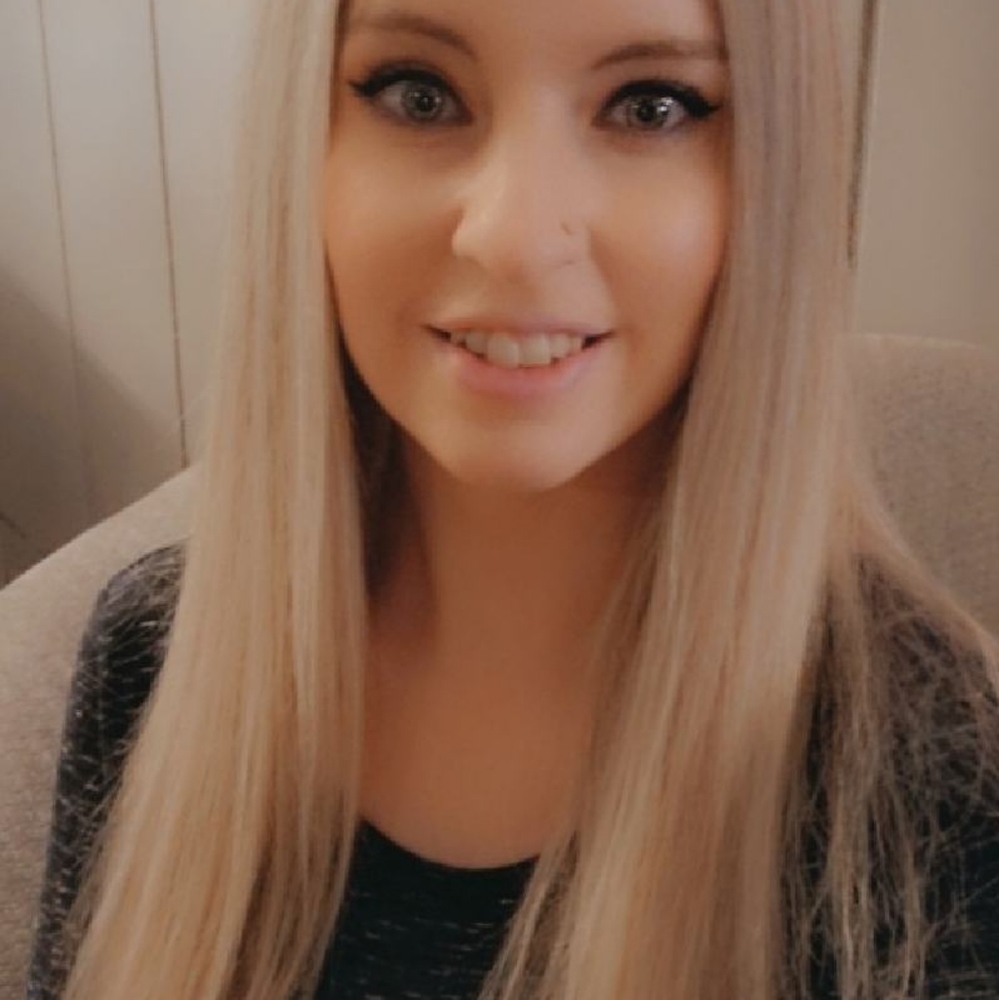 Meet your Posher, Julia